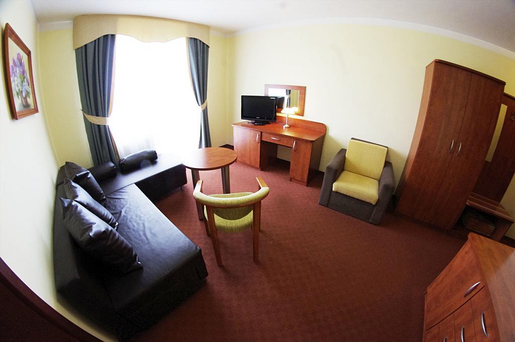 Hotel Dw Airen Trzęsacz Exterior foto